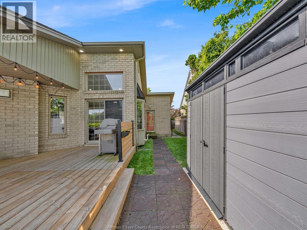 229 ST. PETER STREET - 31