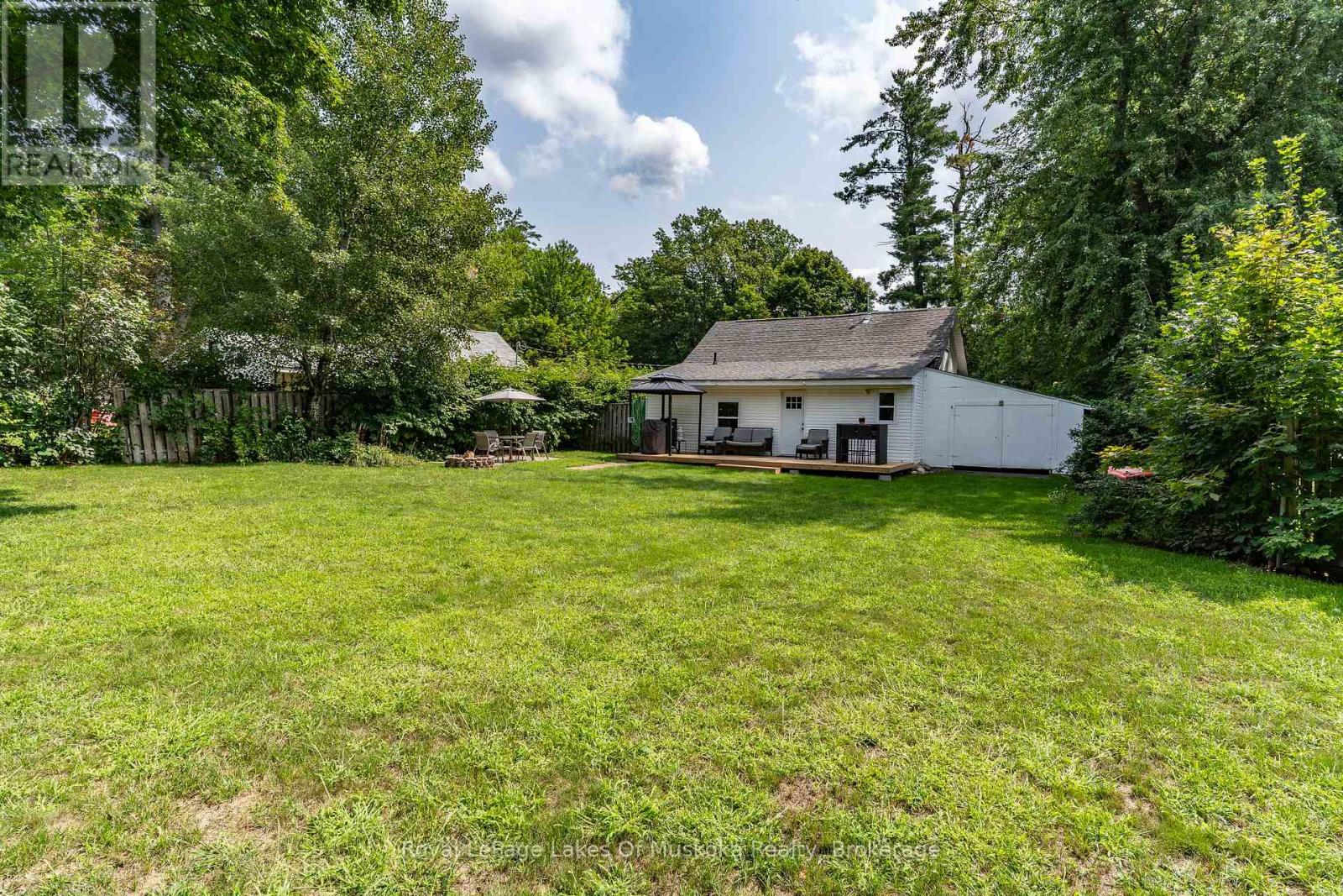 570 PINEDALE ROAD - Image 12