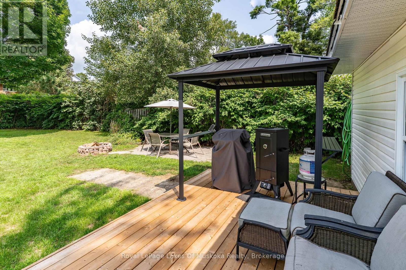 570 PINEDALE ROAD - 15