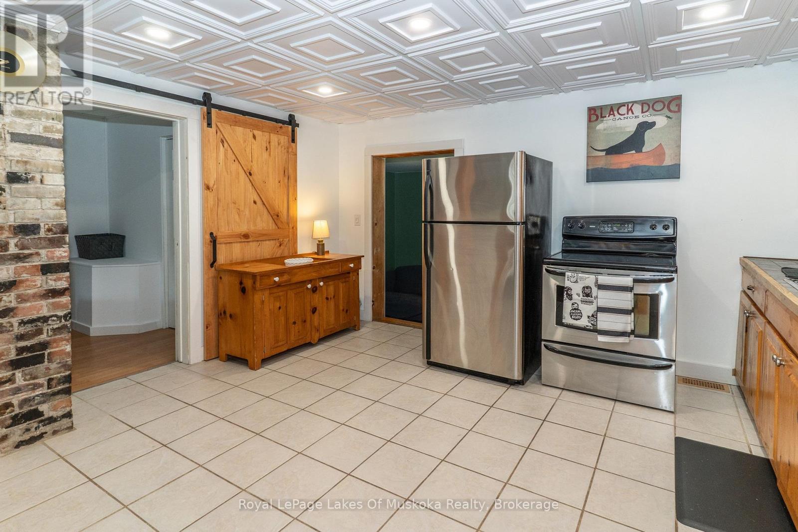 570 PINEDALE ROAD - 26