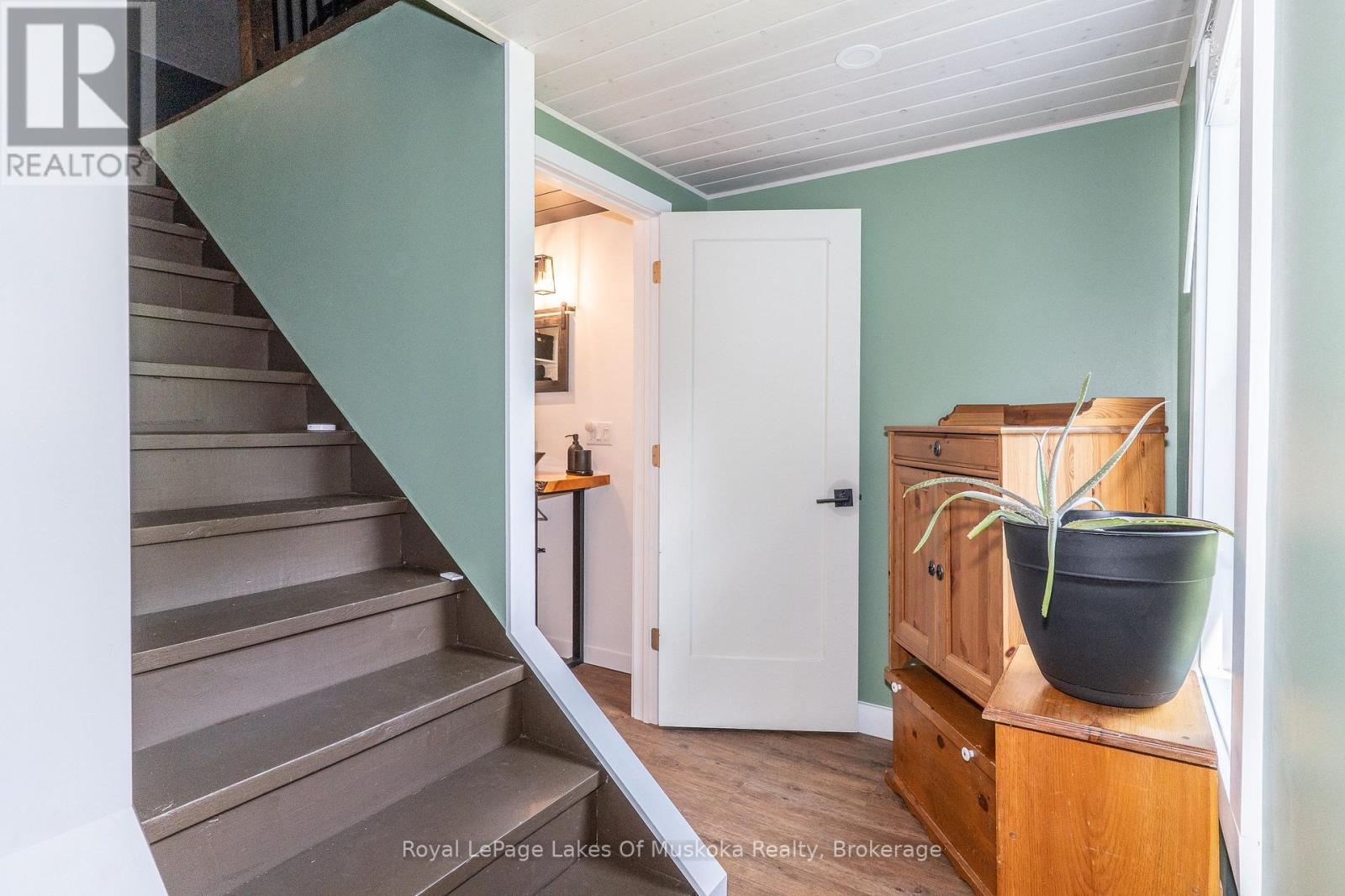 570 PINEDALE ROAD - 29