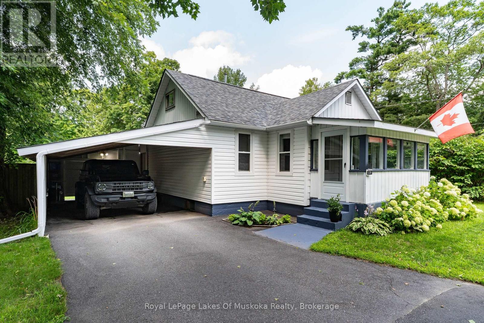570 PINEDALE ROAD - Image 3