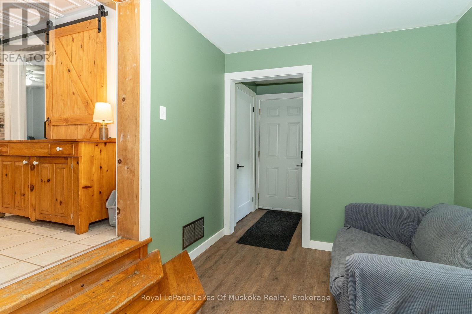 570 PINEDALE ROAD - Image 35