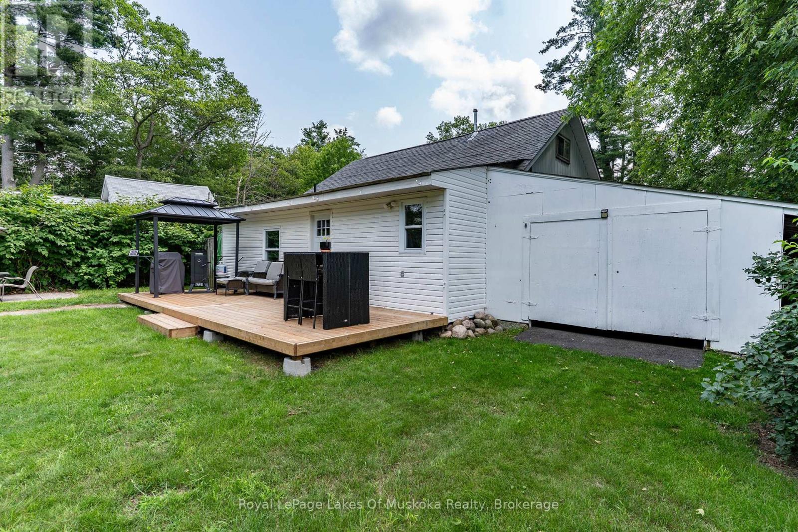 570 PINEDALE ROAD - 7