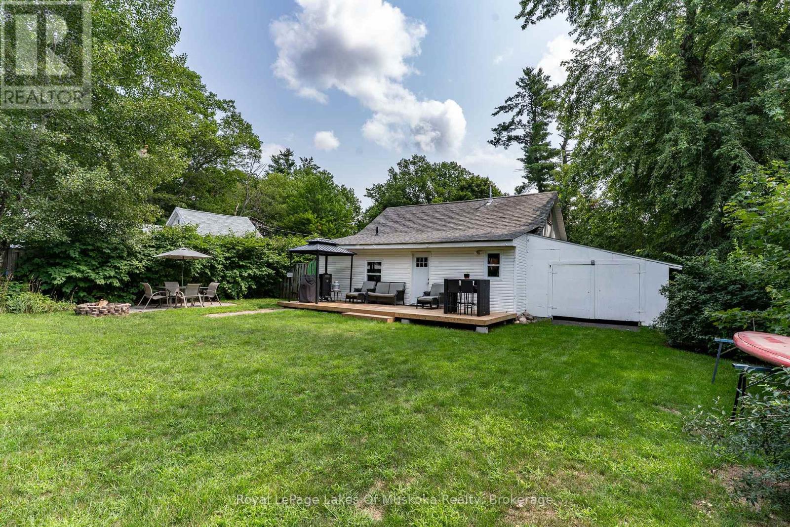 570 PINEDALE ROAD - 8