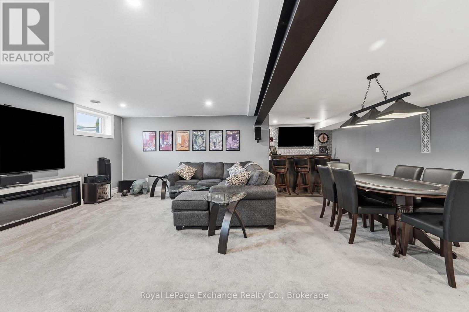 593 MORRISON CRESCENT - 26