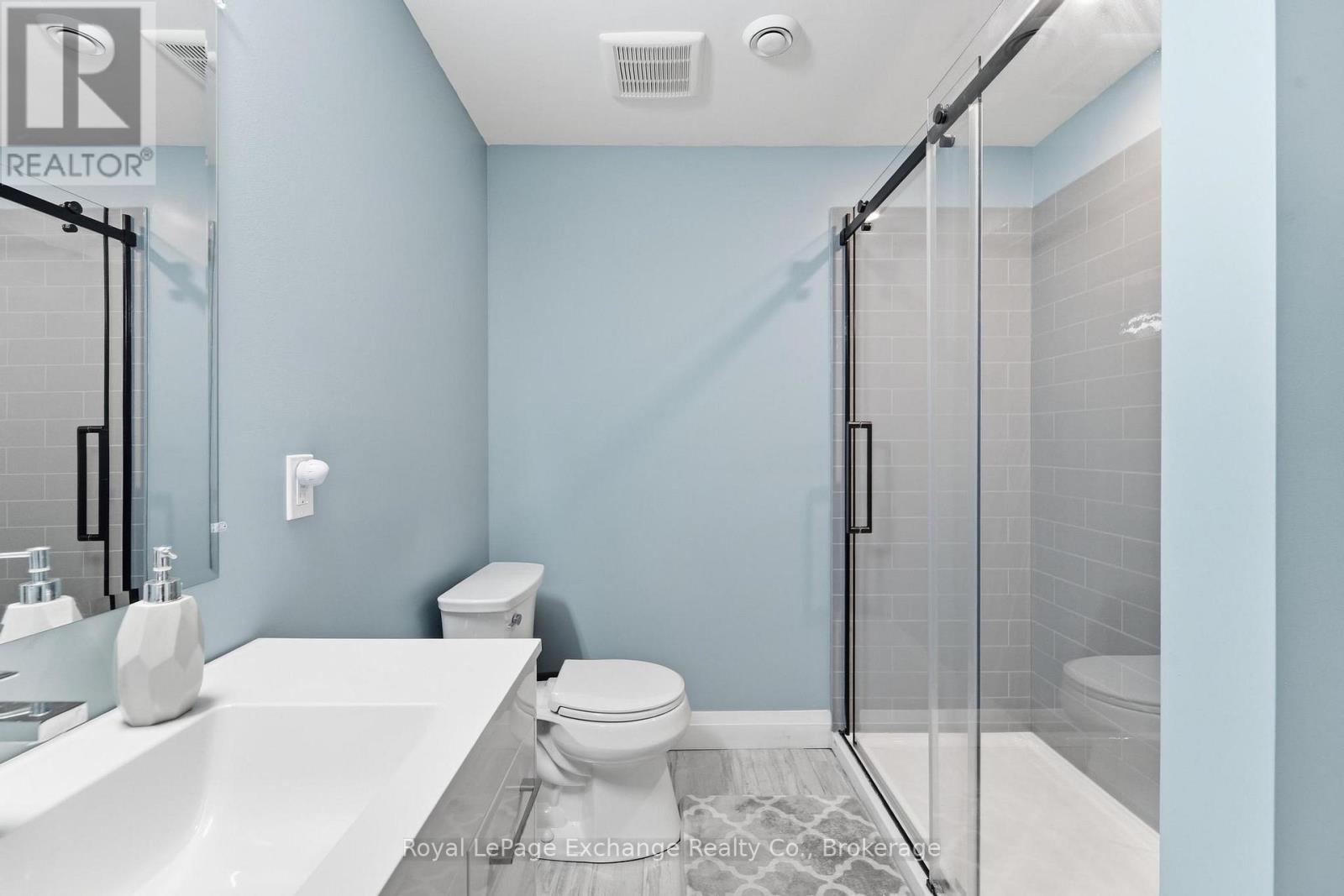 593 MORRISON CRESCENT - 33