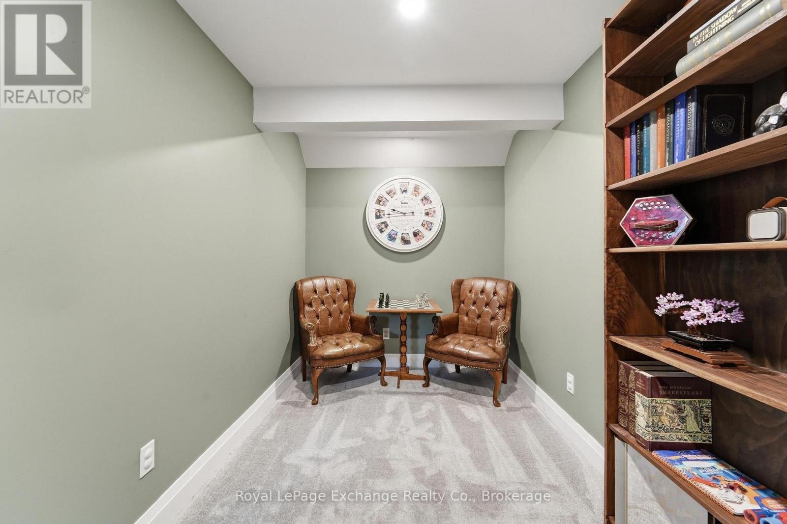 593 MORRISON CRESCENT - 36