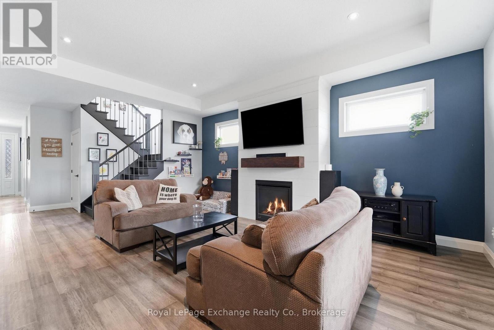 593 MORRISON CRESCENT - 9