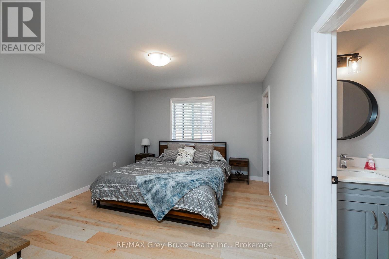 611 SIXTH STREET N - Image 10