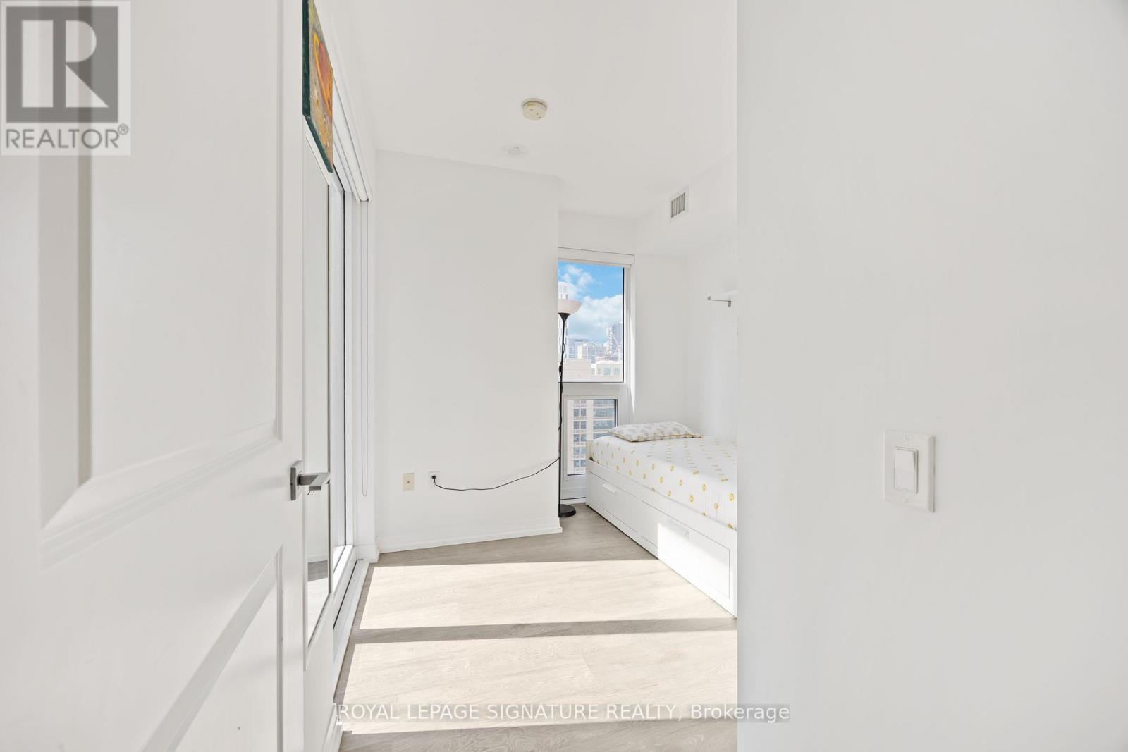 #1725 251 JARVIS STREET - 24