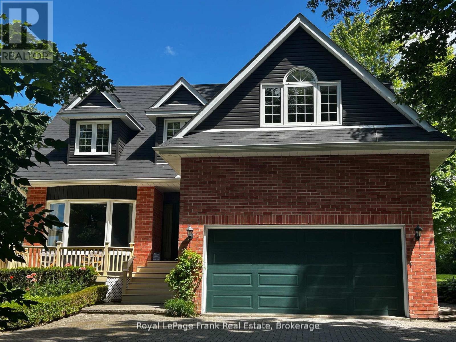 85 AMBLESIDE DRIVE - 3