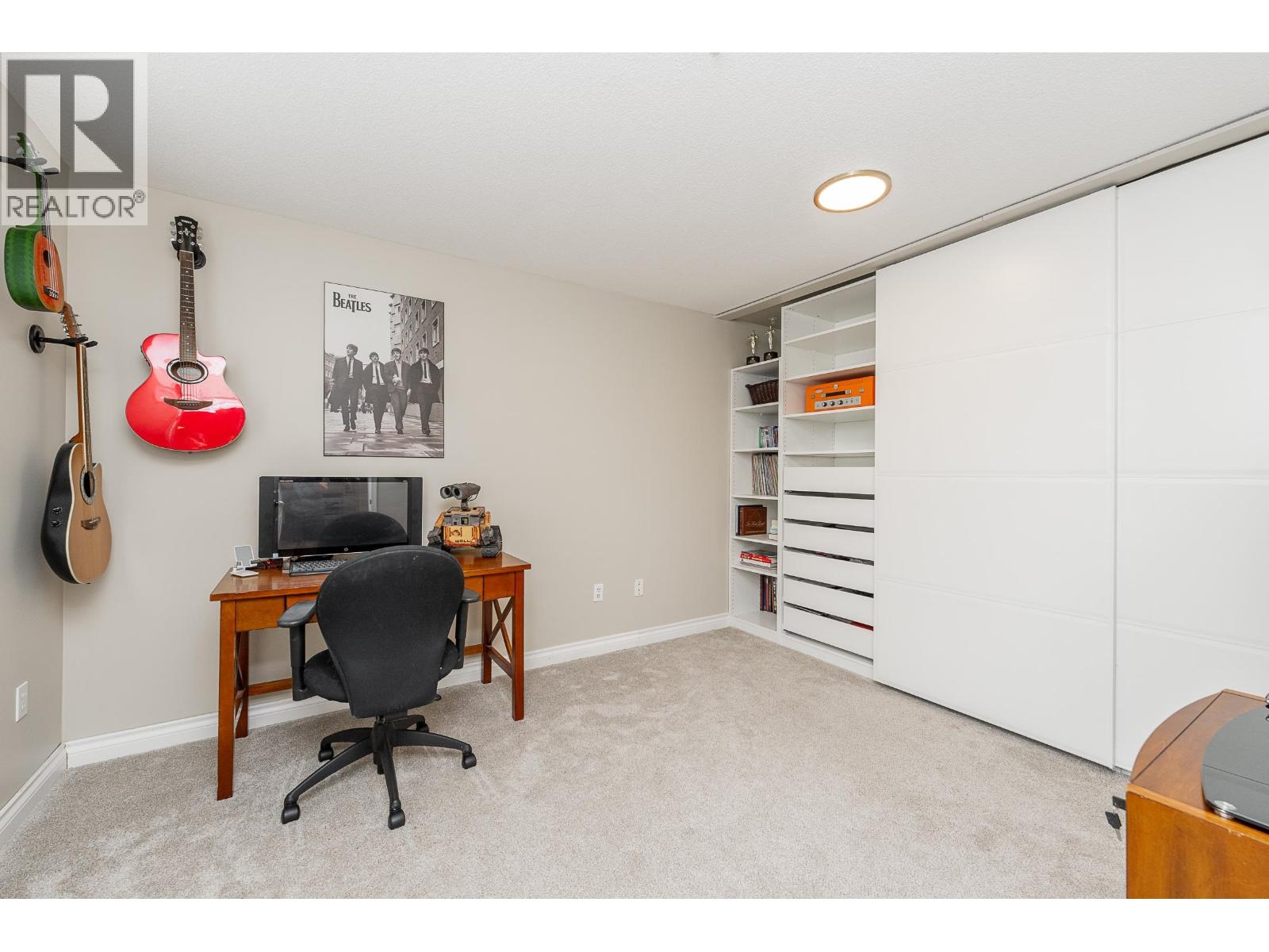304 220 NEWPORT DRIVE, Port Moody