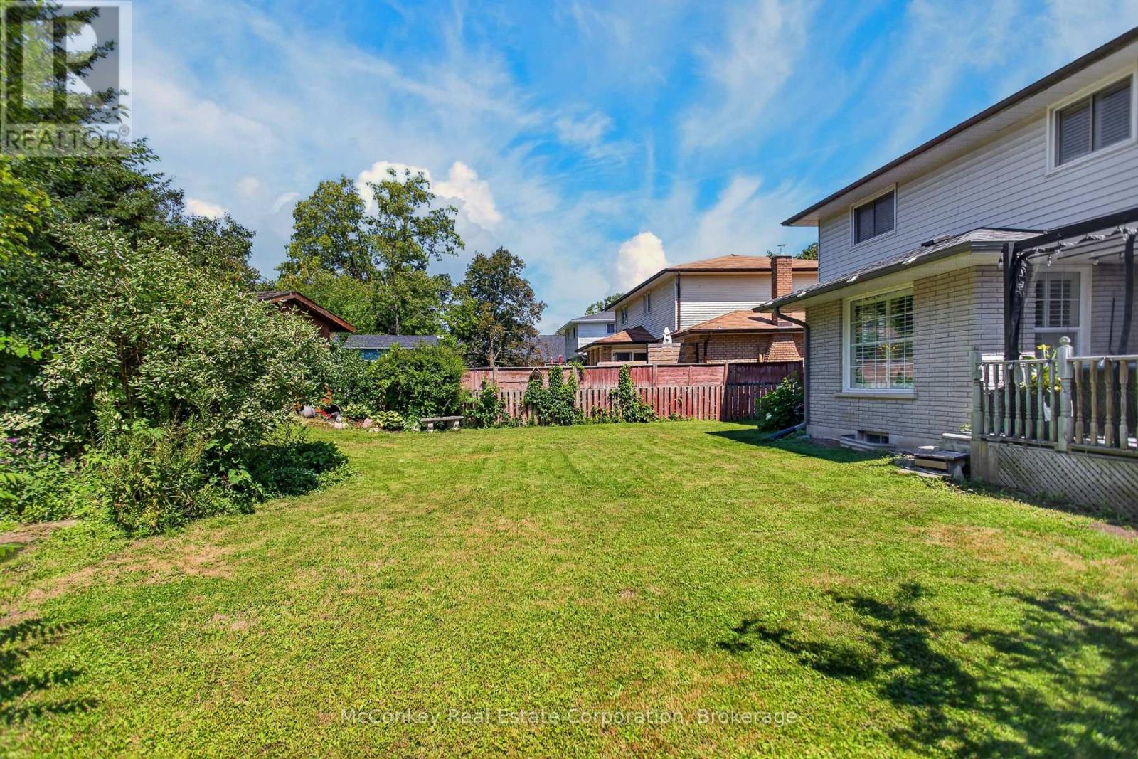 1817 PARKWOOD CIRCLE - 36