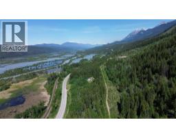 5055 95 Highway, Castledale, BC V0A1J0 Photo 49