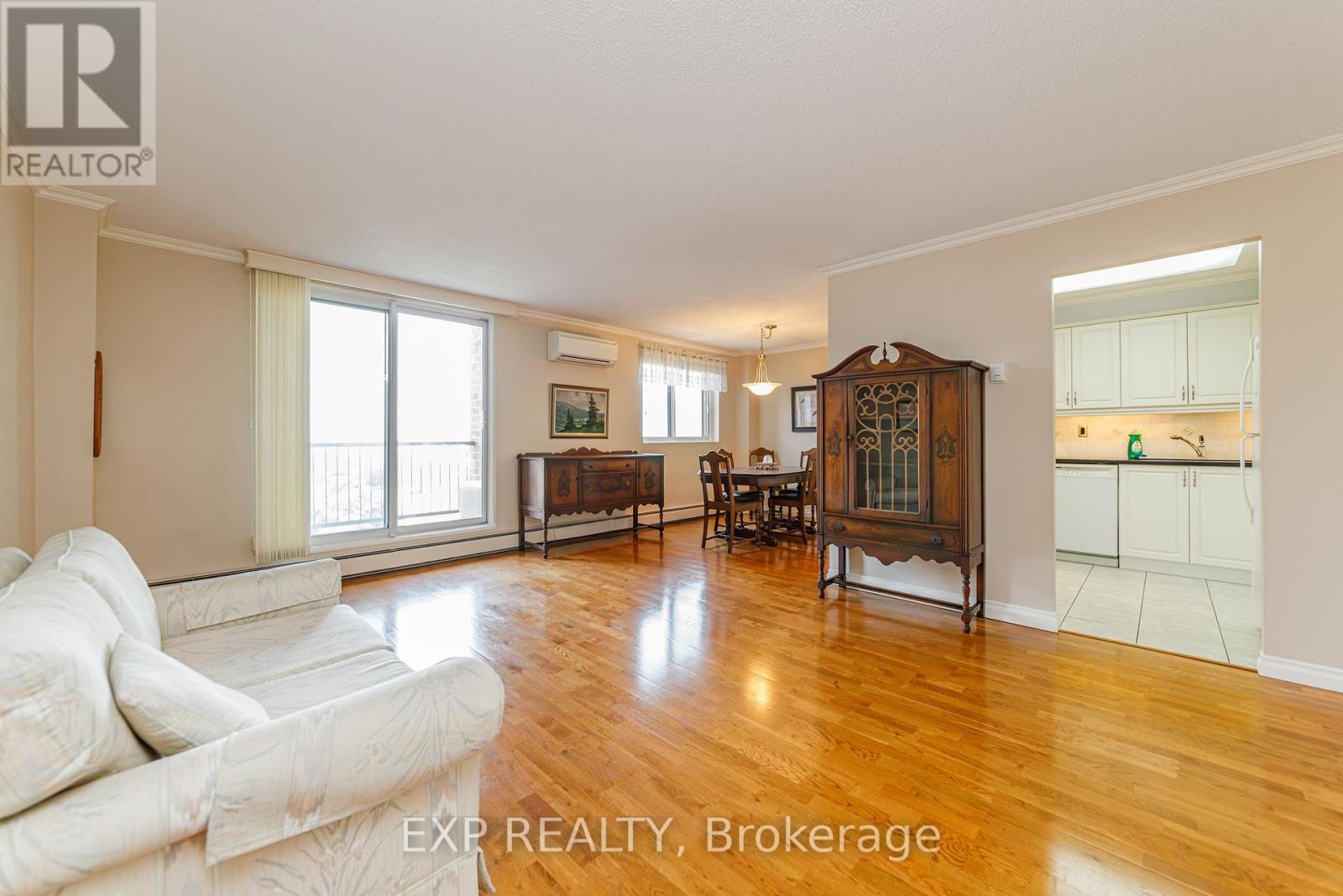 #508 2650 SOUTHVALE CRESCENT - 3