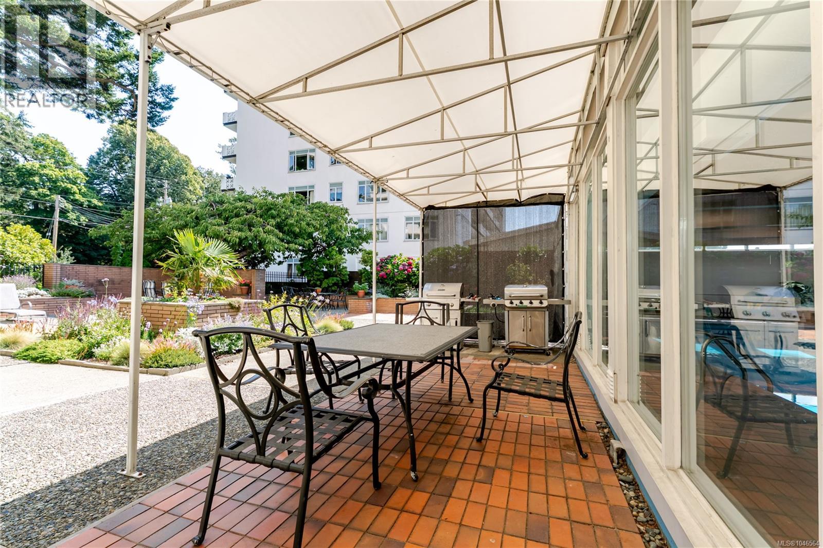 #101 250 Douglas St - Image 38