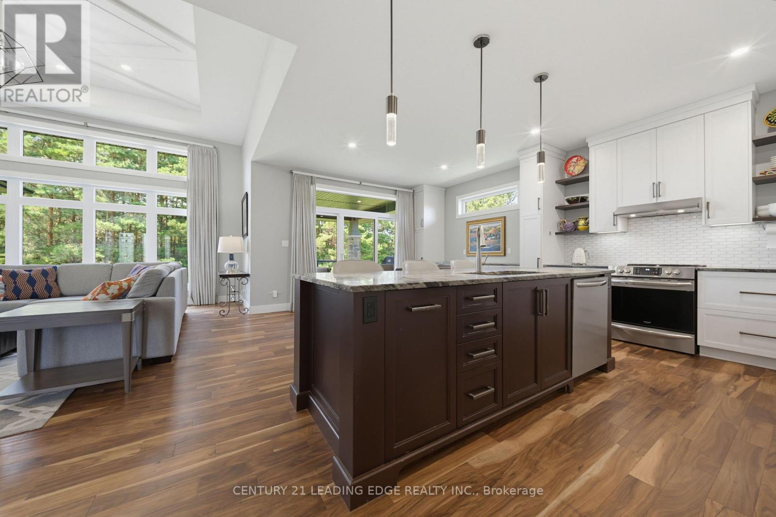 9 LEASIDE STREET - Image 18