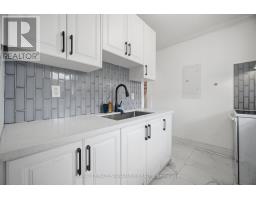 3331 Dundas Street W, Toronto, ON M6P2A6 Photo 9