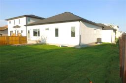 79 Waterstone Drive, Winnipeg, MB R3Y0L2 Photo 10