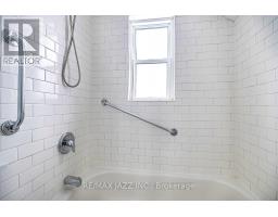 548 Front Street, Oshawa, ON L1H4V3 Photo 15