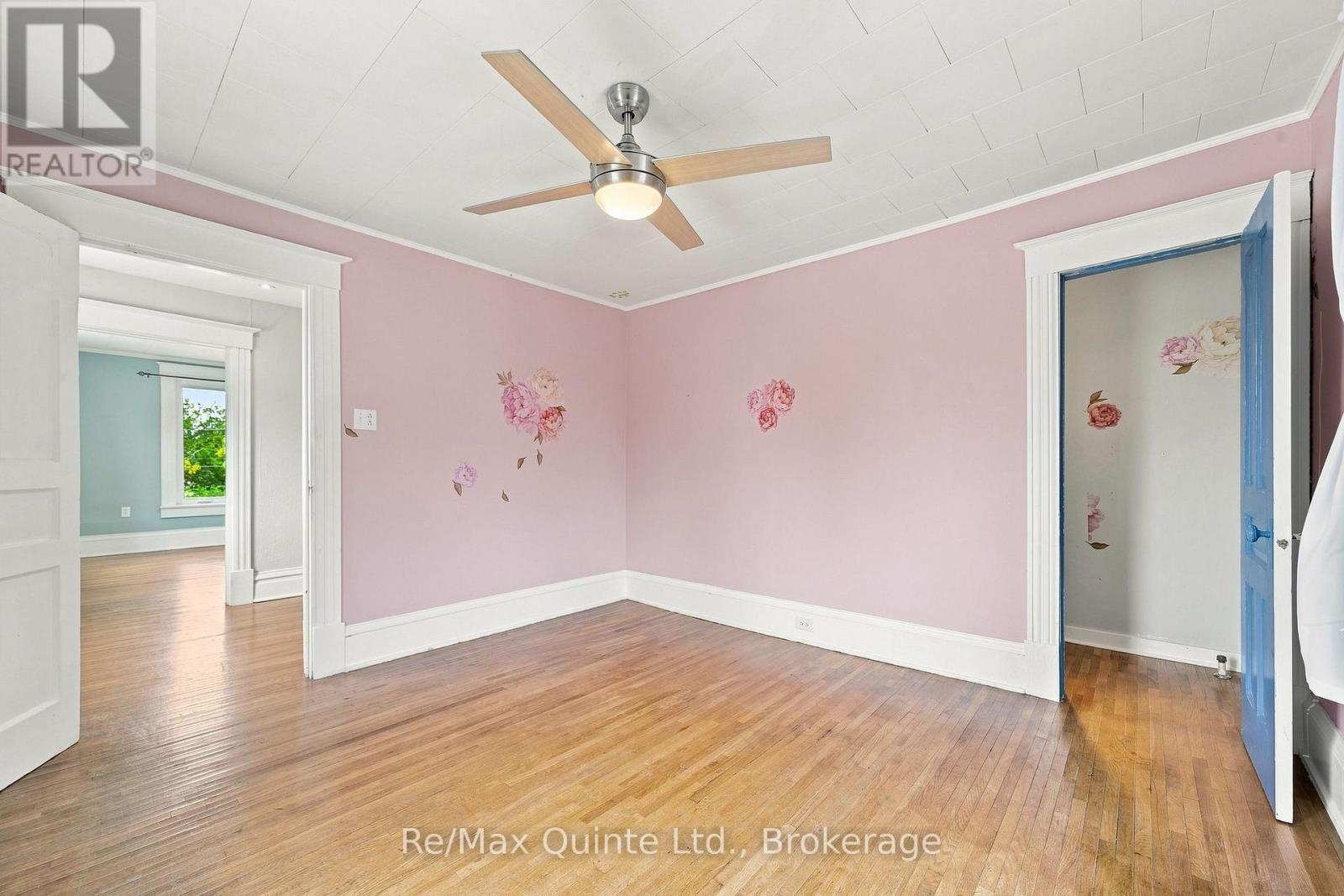 39 TRENT STREET N - 37