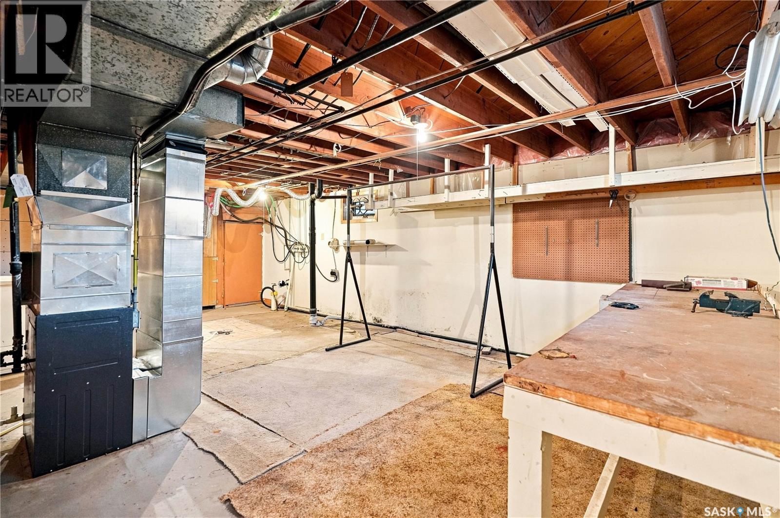 4904 MCKINLEY AVENUE - 32