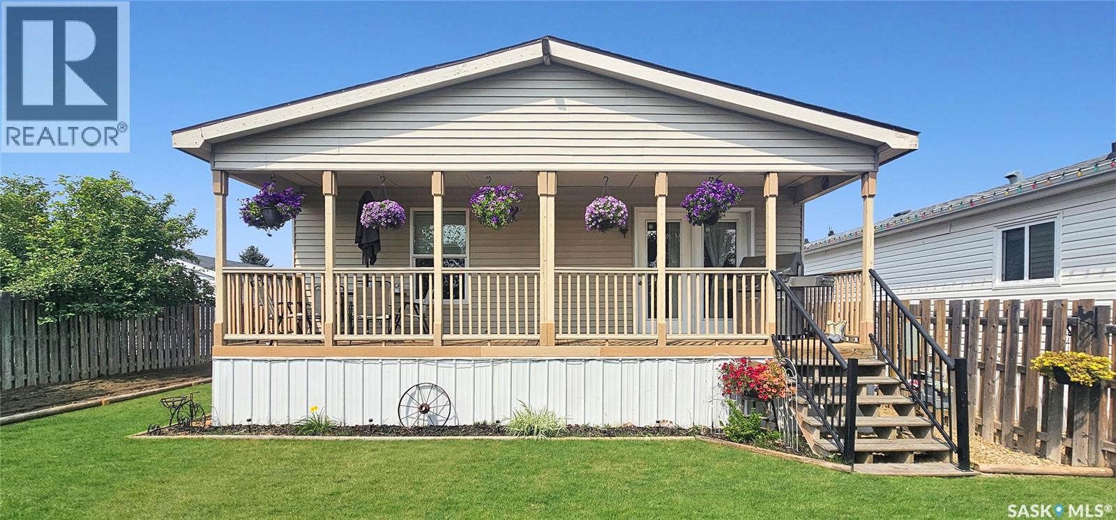 76 Prairie Sun COURT