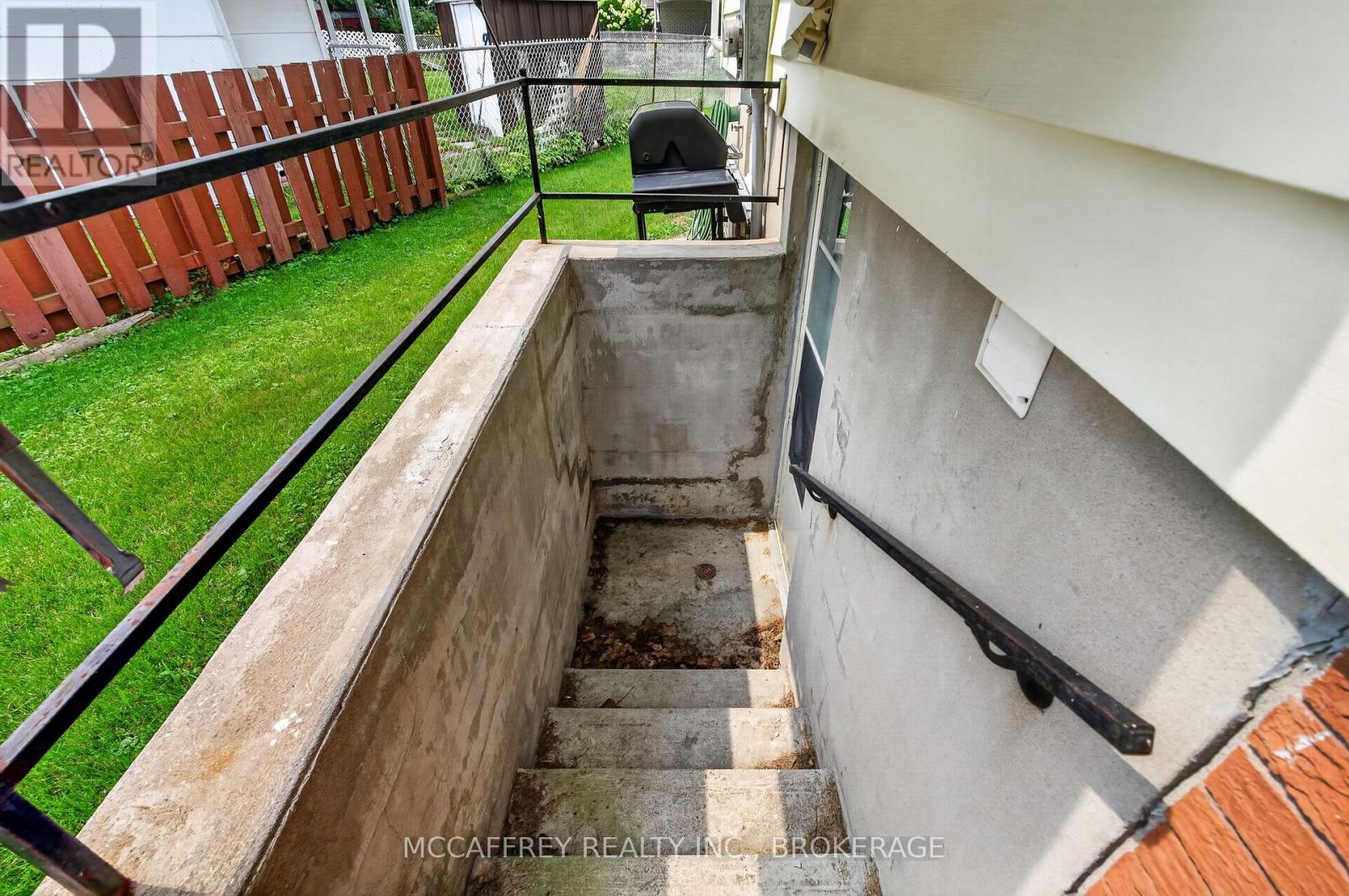 212 KING STREET - Image 38
