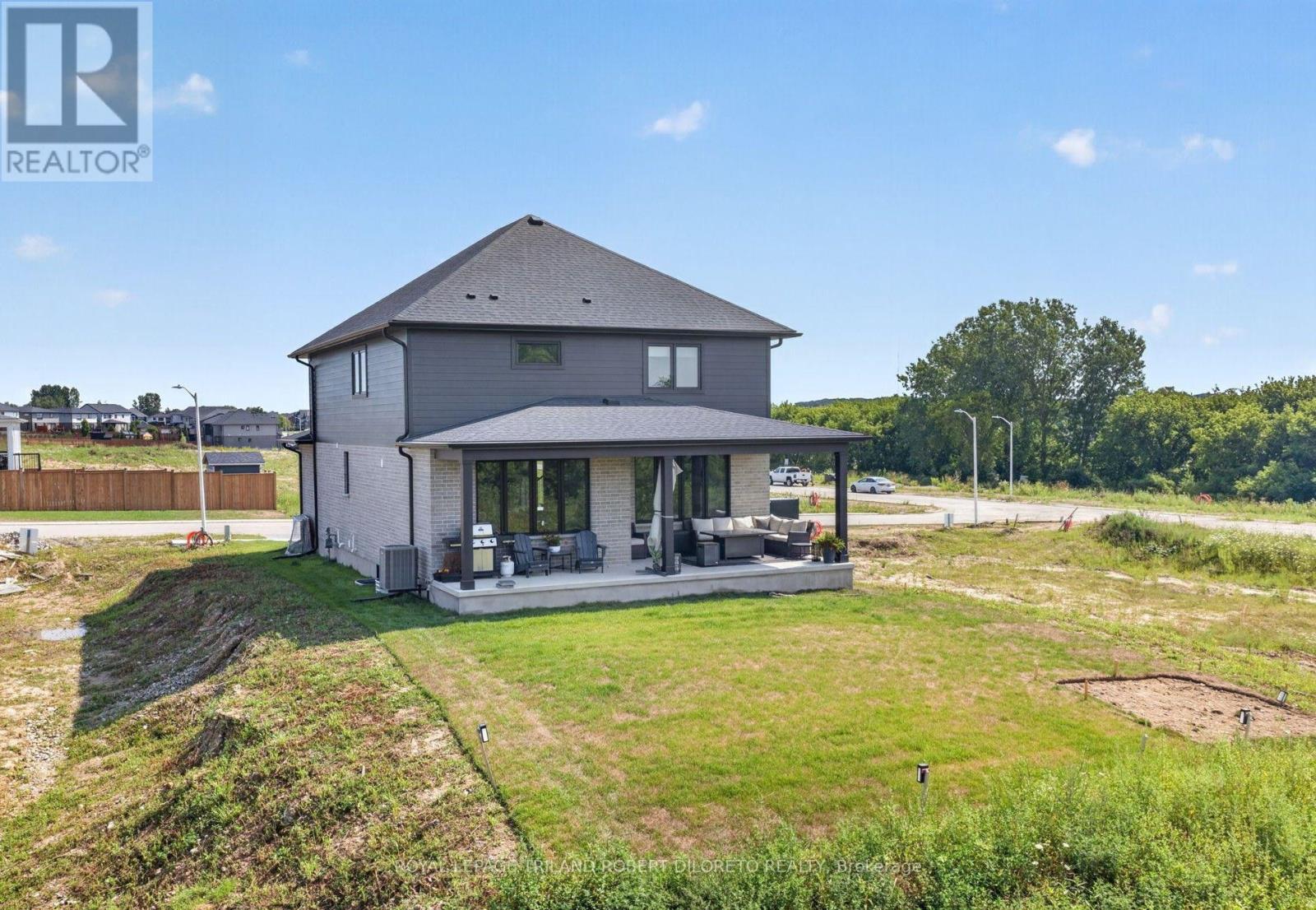 95 ALLISTER DRIVE - Image 36
