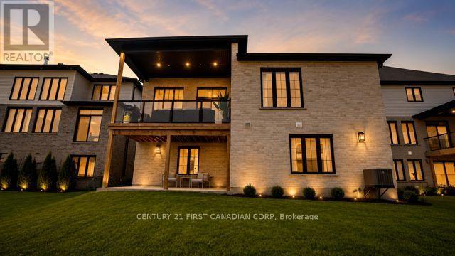 956 TRAILSWAY AVENUE - Image 34