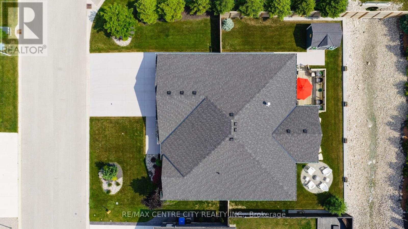38 ERIN PLACE - Image 3