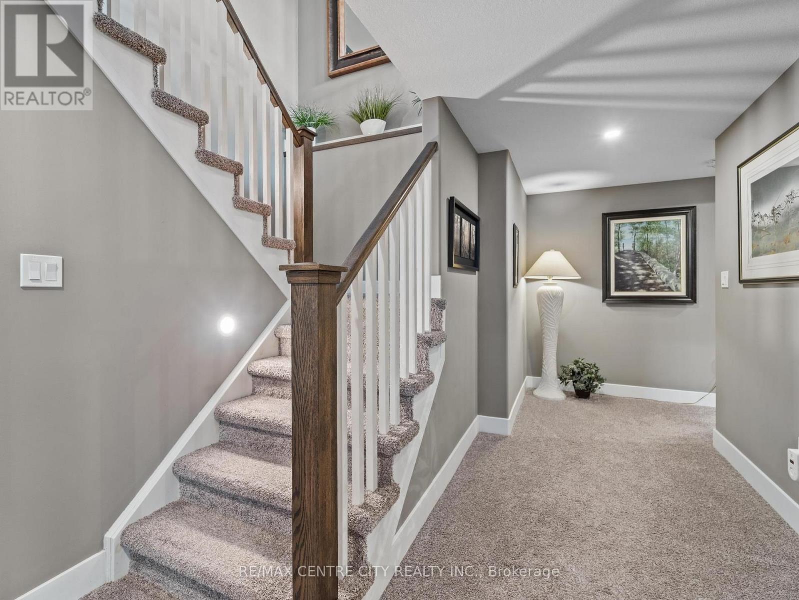 38 ERIN PLACE - Image 31