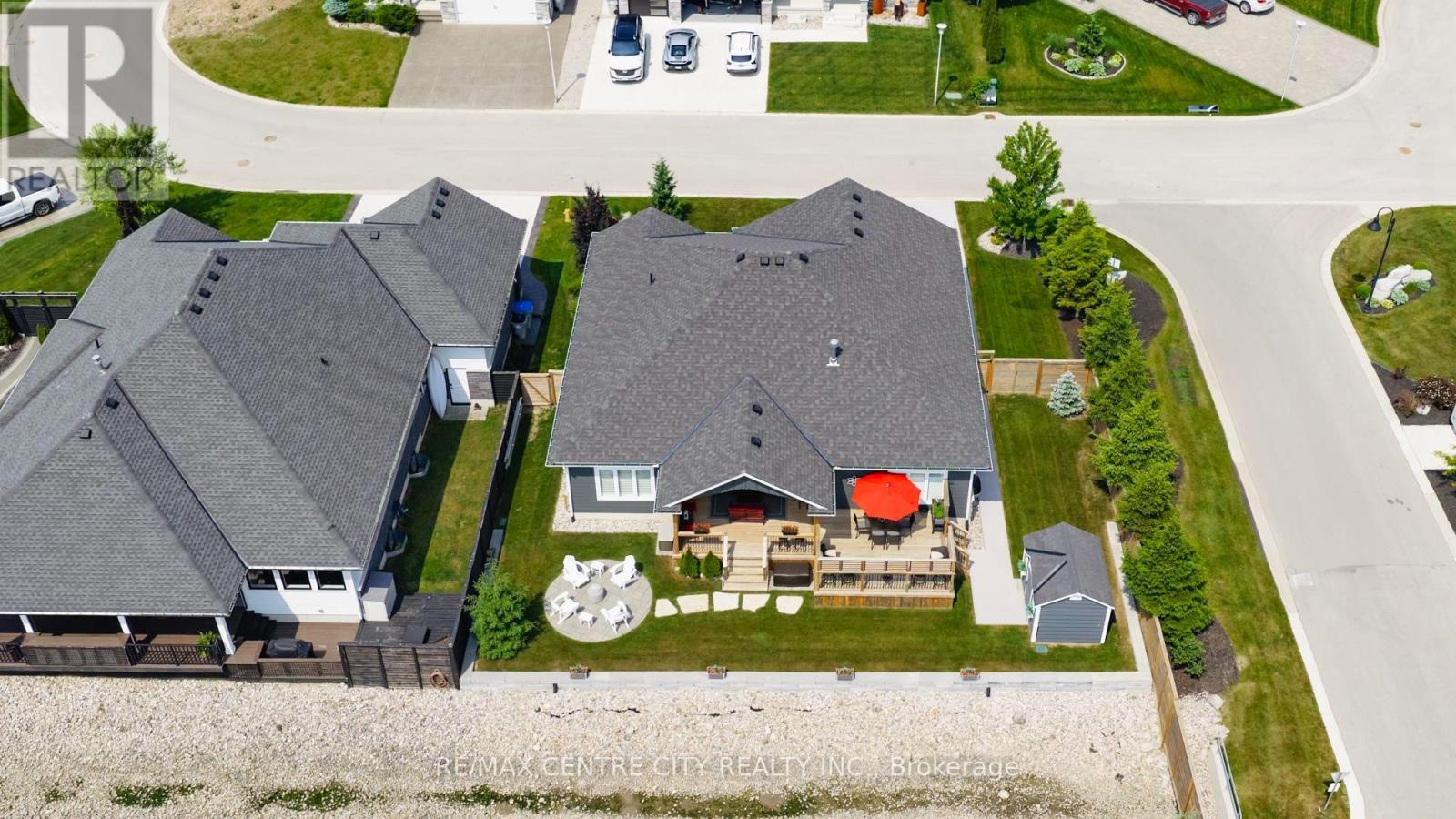 38 ERIN PLACE - Image 4