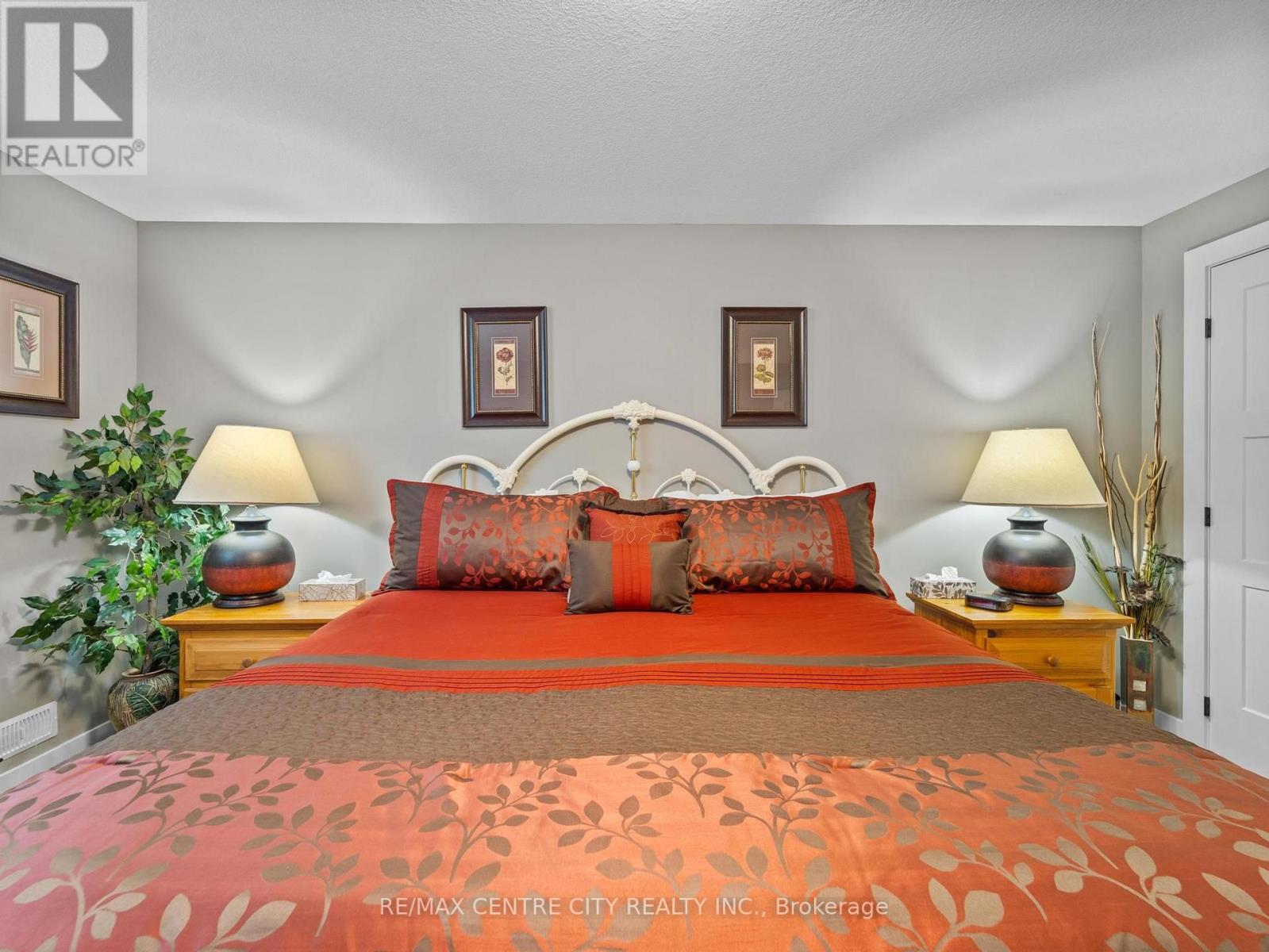 38 ERIN PLACE - Image 43