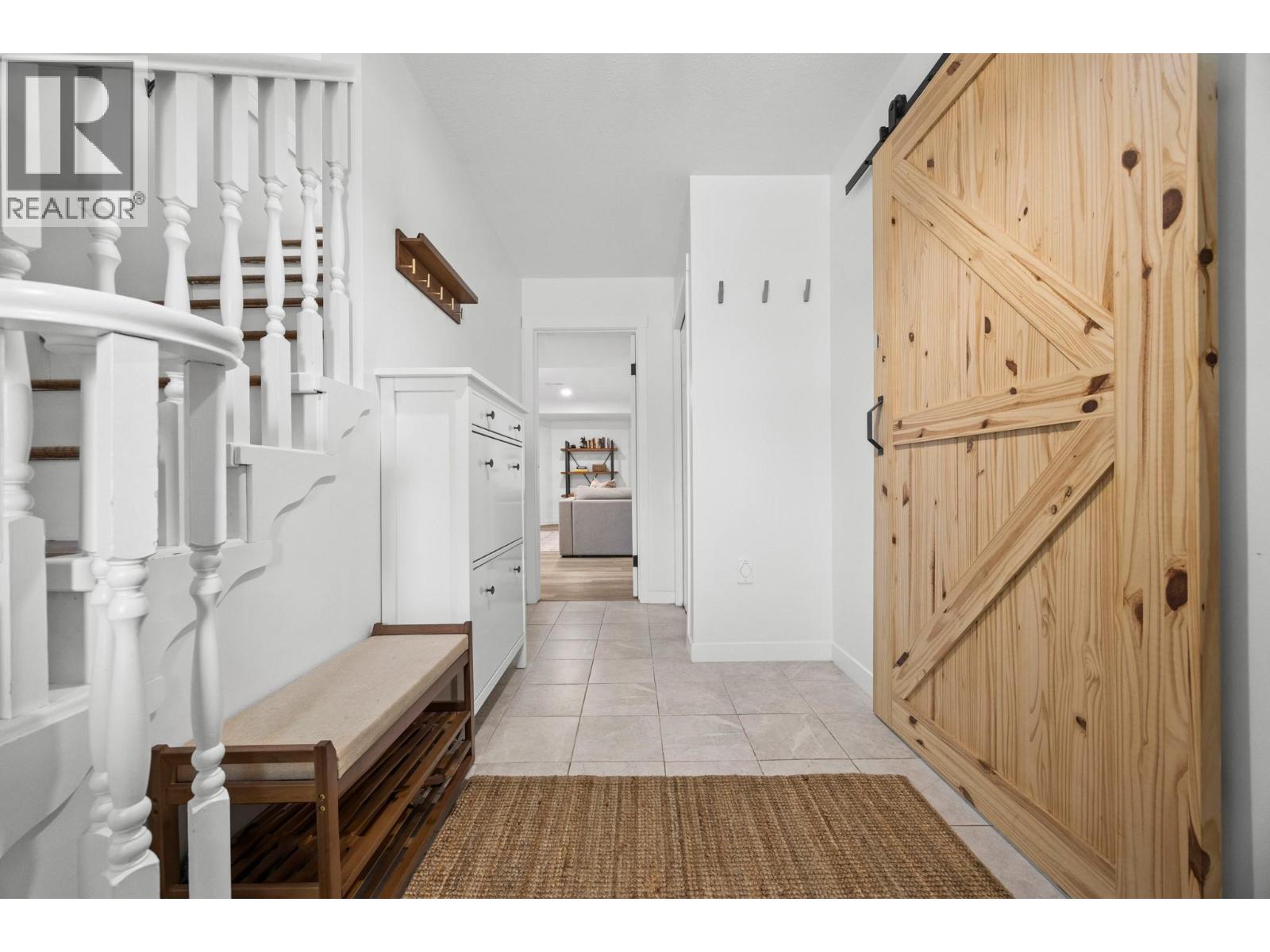 1690 16 Avenue SE - Image 34
