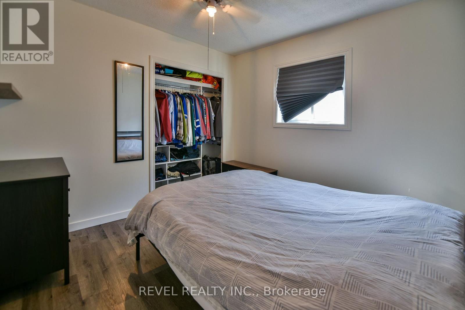 325 BALSAM STREET N - Image 18