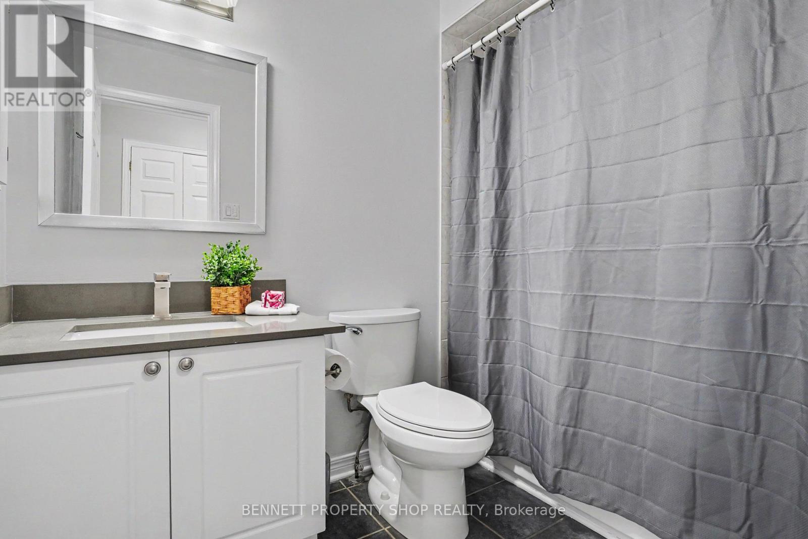 190 FORESTGLADE CRESCENT - 7