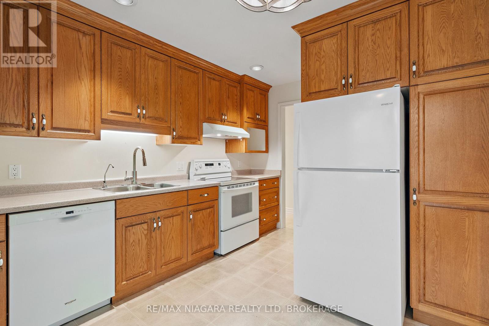 3908 CAROLYNN COURT - Image 45