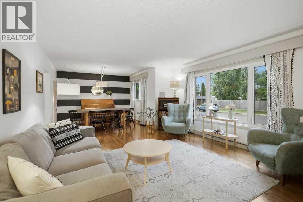 3501 Spruce Drive - Image 3