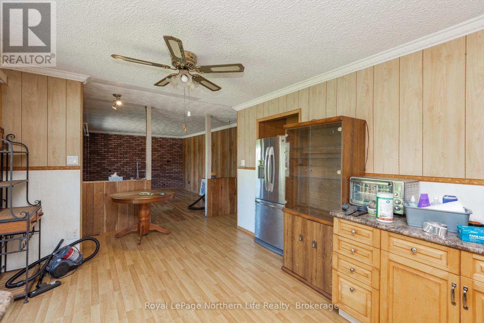 273 DERLAND ROAD - 15