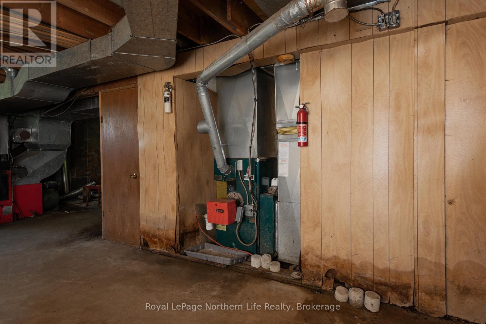 273 DERLAND ROAD - Image 40