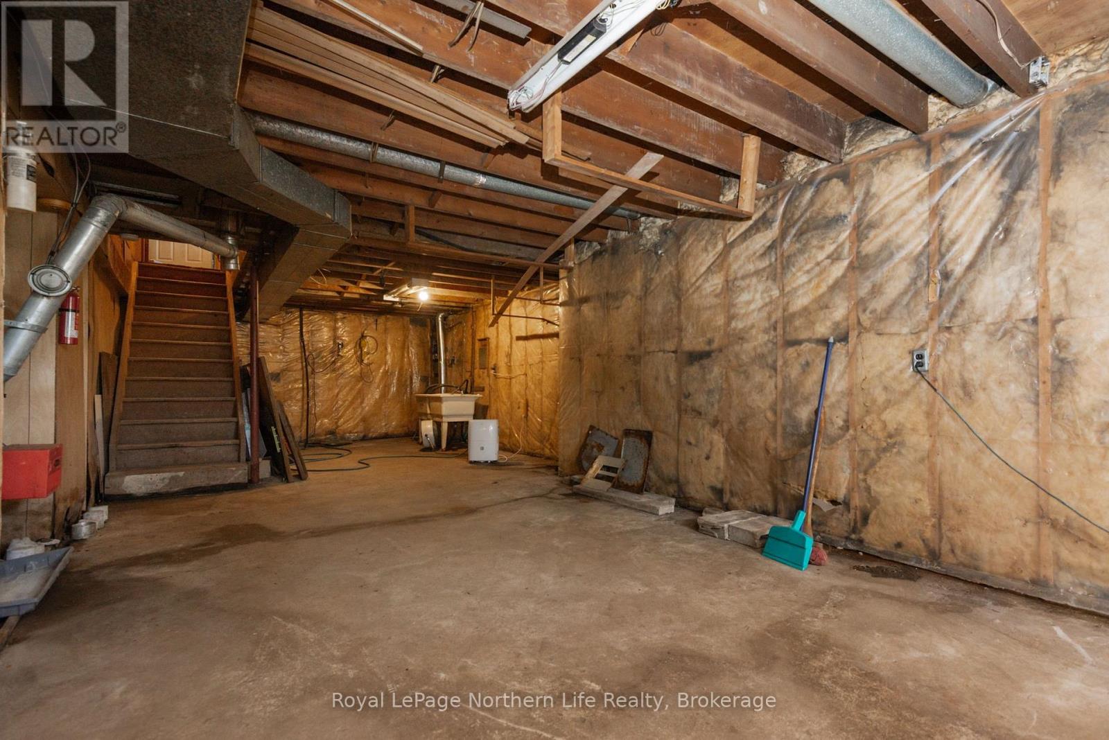 273 DERLAND ROAD - Image 42