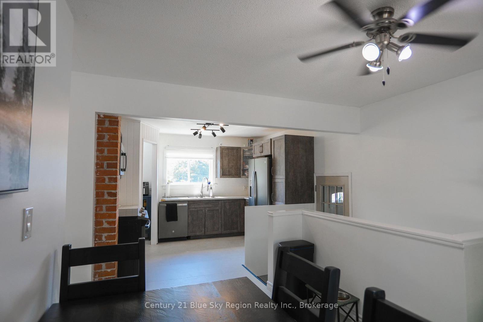 732 AIRPORT ROAD - Image 11
