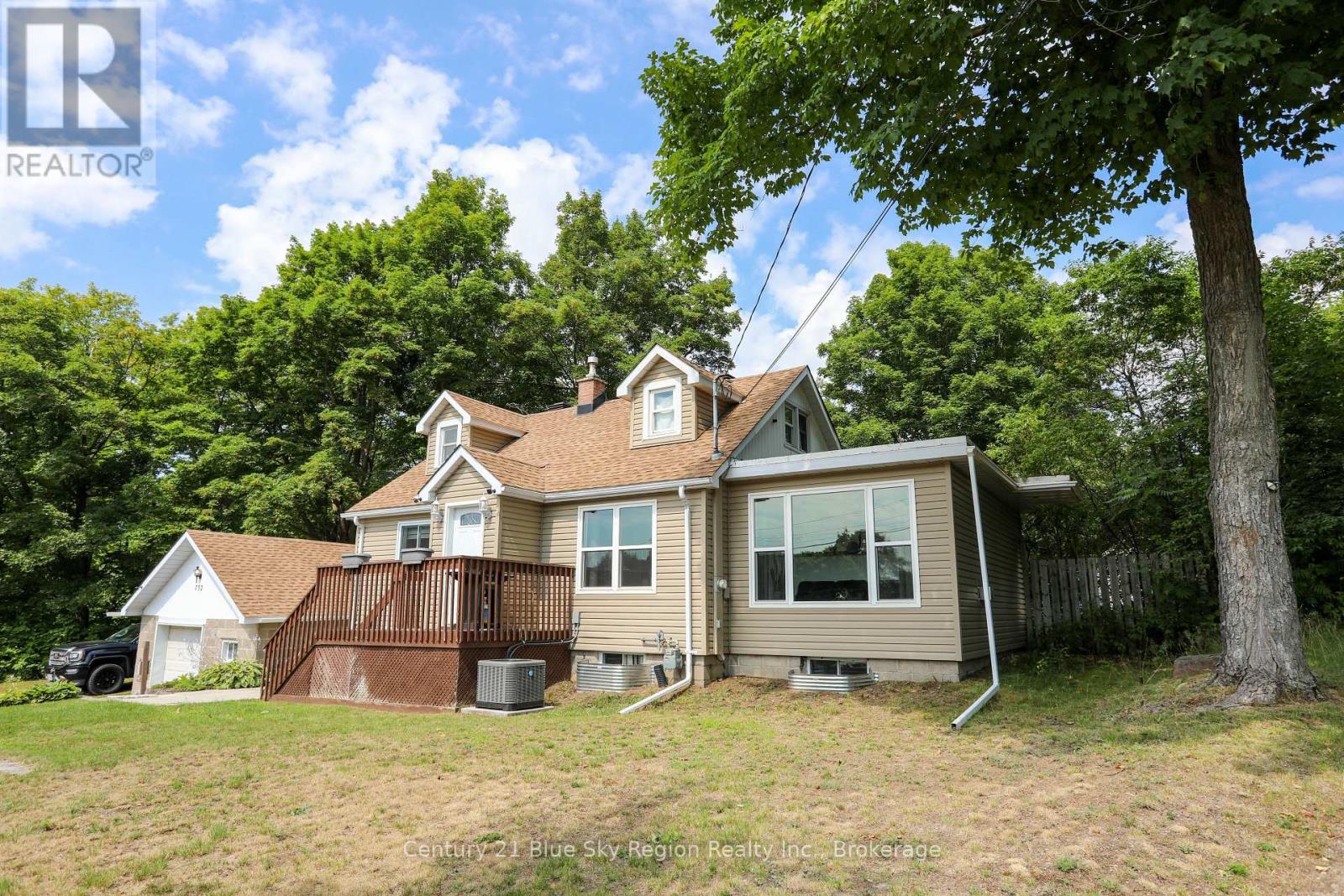 732 AIRPORT ROAD - 6