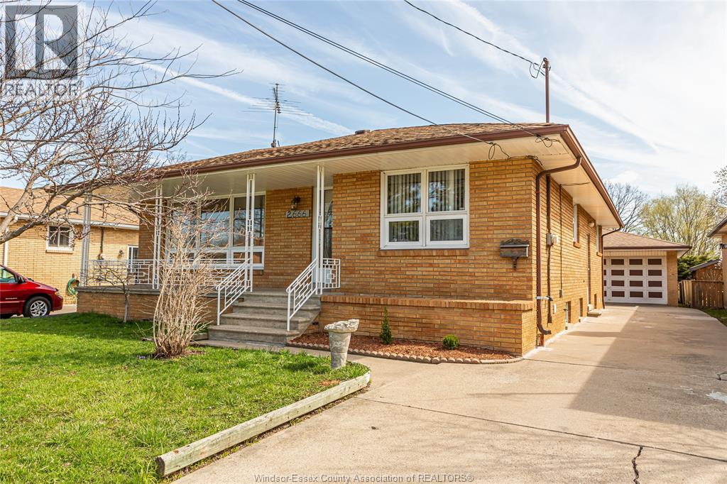 2666 JOS ST LOUIS, Windsor — photo 3