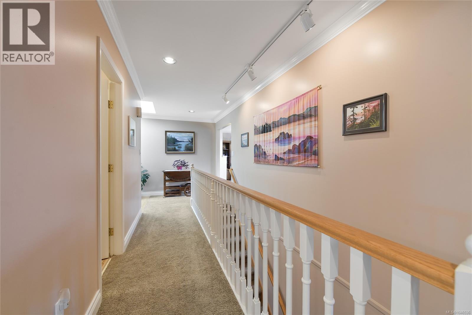 #13 6038 Sterling Dr - 19