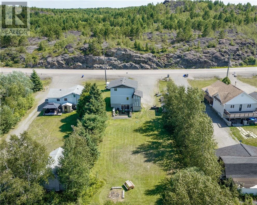 933 E Highway 17 - Image 23