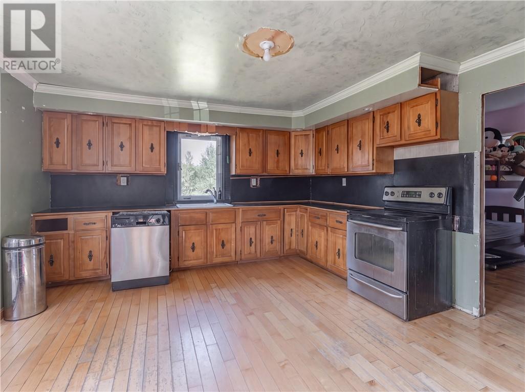 933 E Highway 17 - Image 7