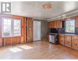 933 E Highway 17, Wahnapitae, ON P0M1H0 Photo 9
